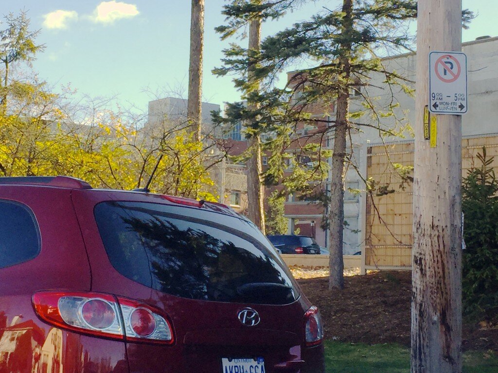On Nov. 16, a car without a permit parks on Ruskin Street in a no daytime parking zone.