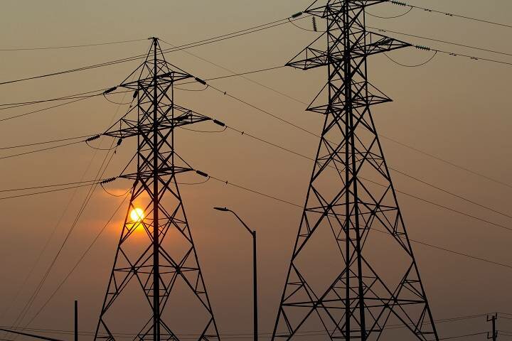 Hydro One transmission lines near Kingston, Ont., July, 2016.