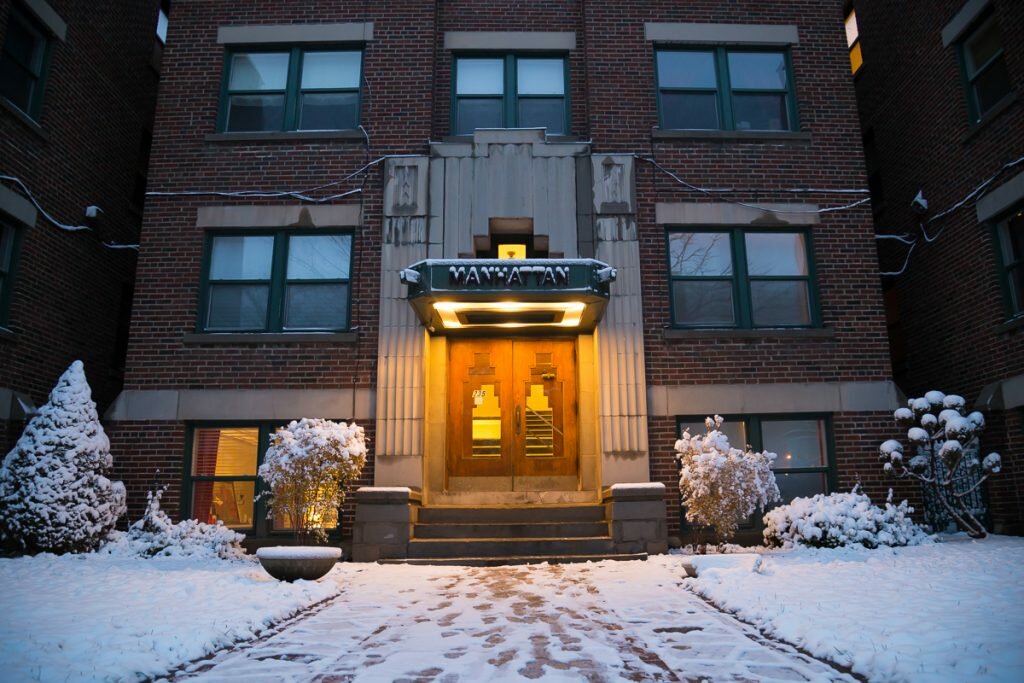 Located at 235 Cooper St., the Manhattan building is just one of hundreds in Ottawa's Somerset Ward that tenants say need major repairs.